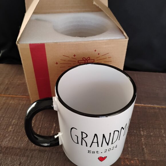 GRANDMA Established 2024 Mug in Gift Box New Grandma First Grandchild Christmas - Picture 2 of 3